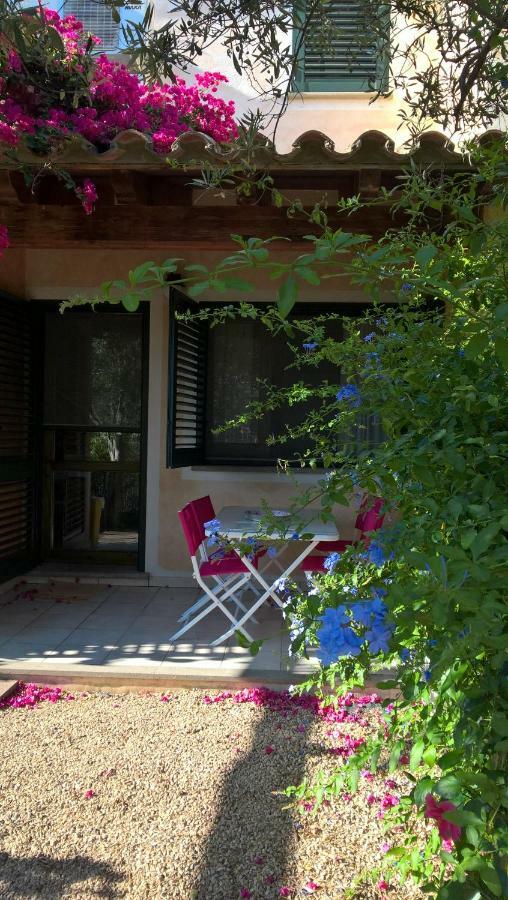 La Casa Nel Borgo Villa Chia Eksteriør bilde